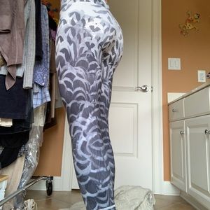 Lululemon feather leggings
